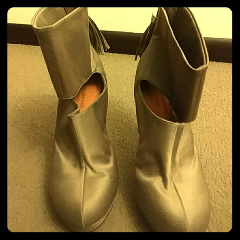 Beige High heels